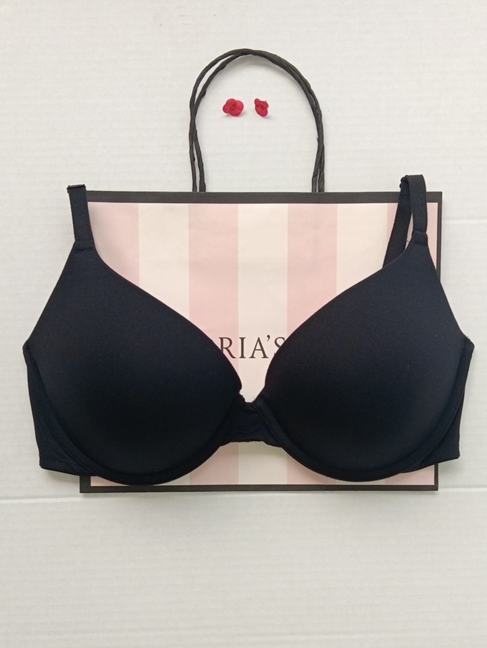 Pink Victoria's Secret Black Smooth T-Shirt Bra Wear Everythere Size34D